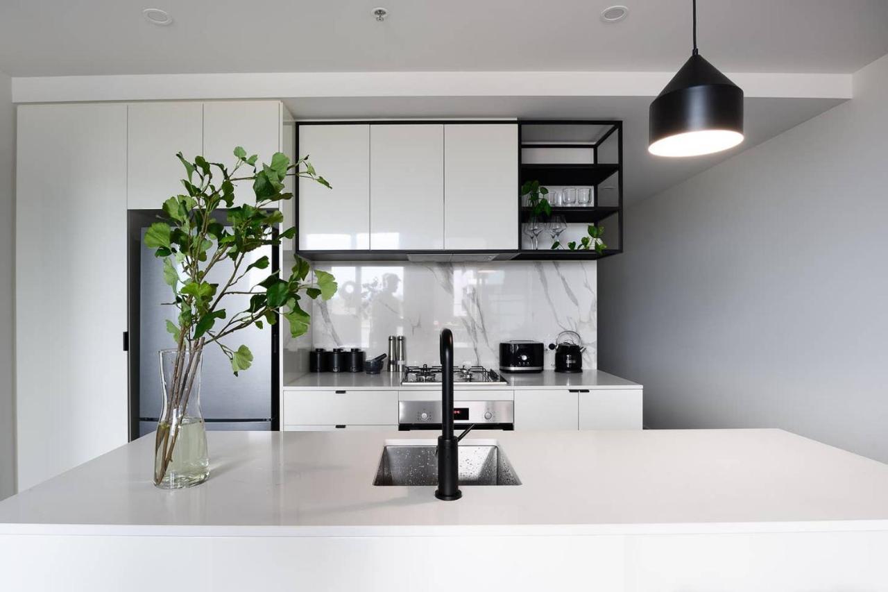 Апартаменты Luxury Living, Richmond Мельбурн Экстерьер фото