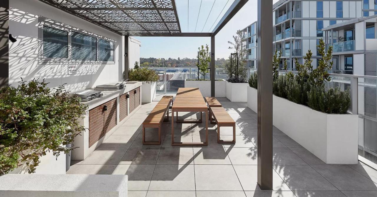 Апартаменты Luxury Living, Richmond Мельбурн Экстерьер фото